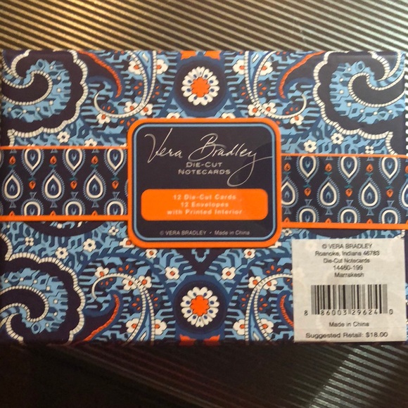 VERA BRADLEY DIE CUT NOTE CARDS - Picture 2 of 3